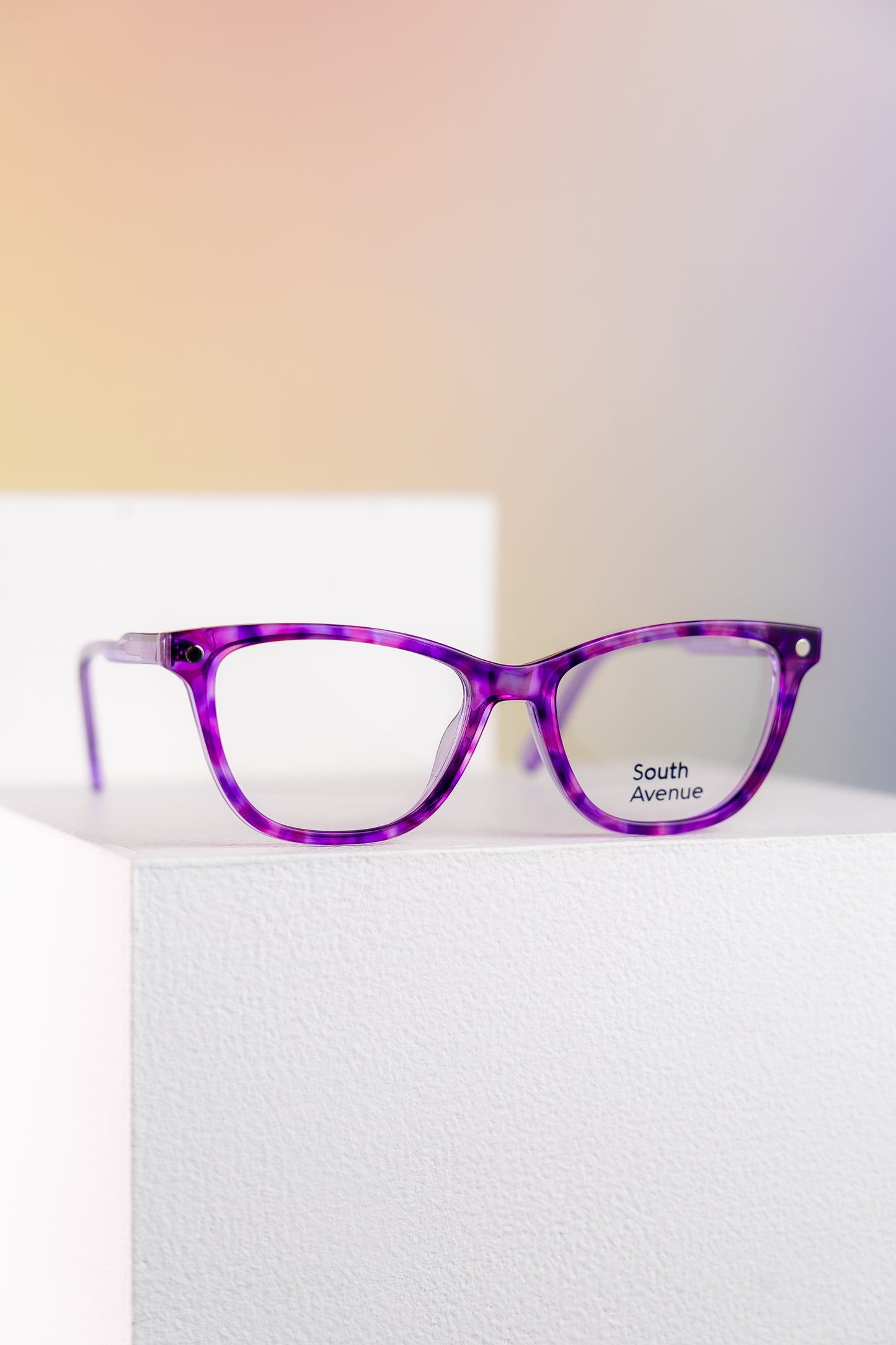 South Avenue + 4 Clips