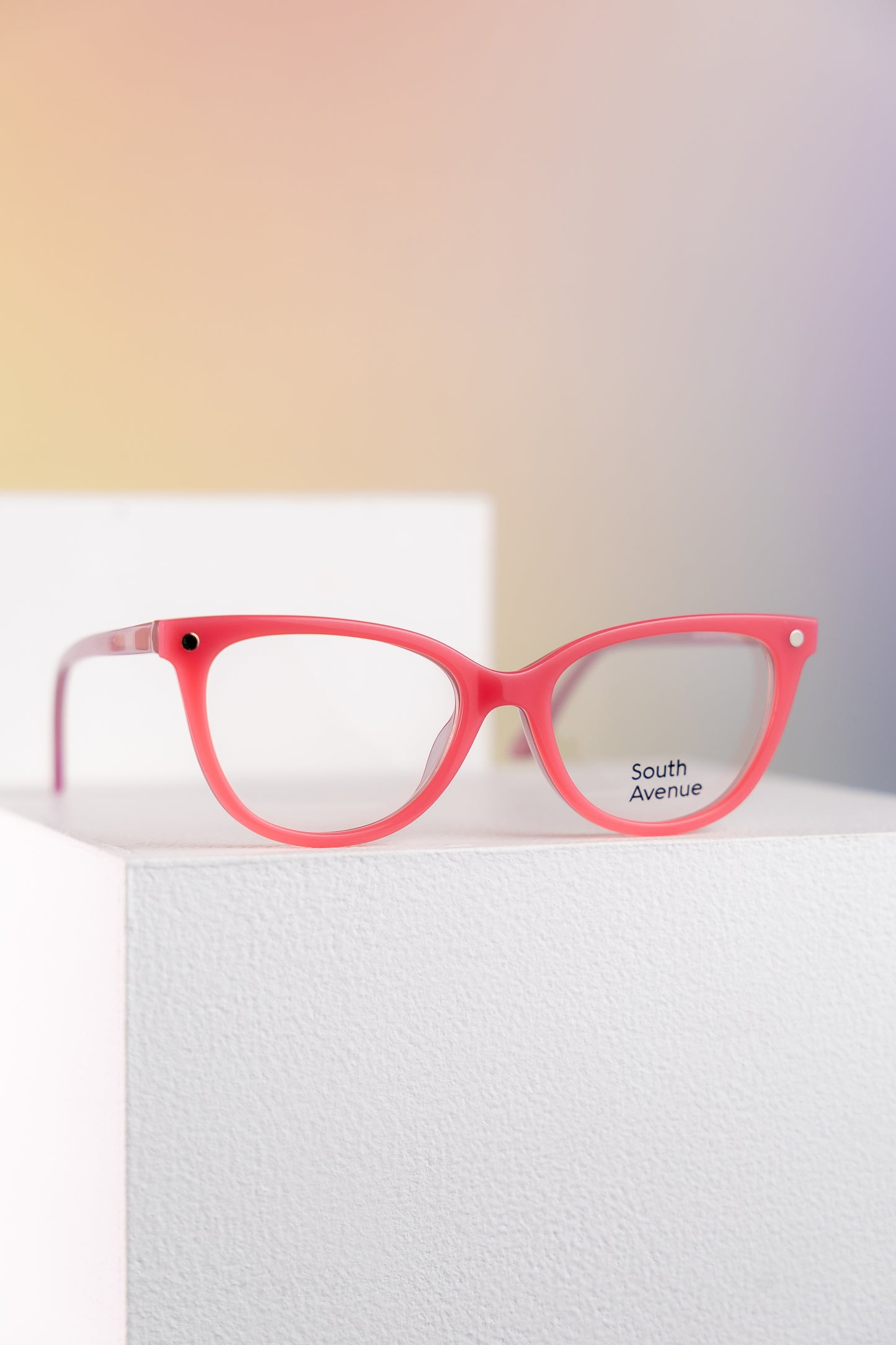 South Avenue + 4 Clips